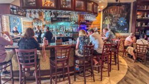 酒臭くなる人の特徴と対策は？